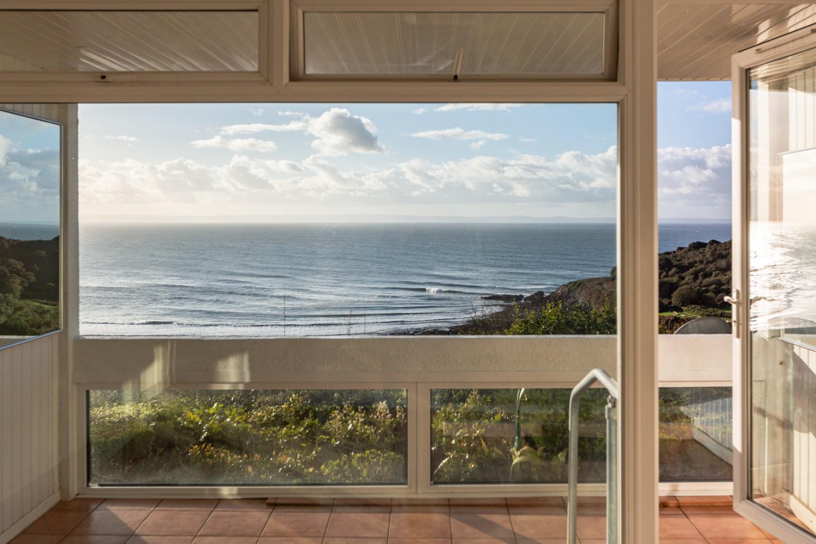 Woodridge court, Langland, Mumbles, Swansea, SA3 4TH